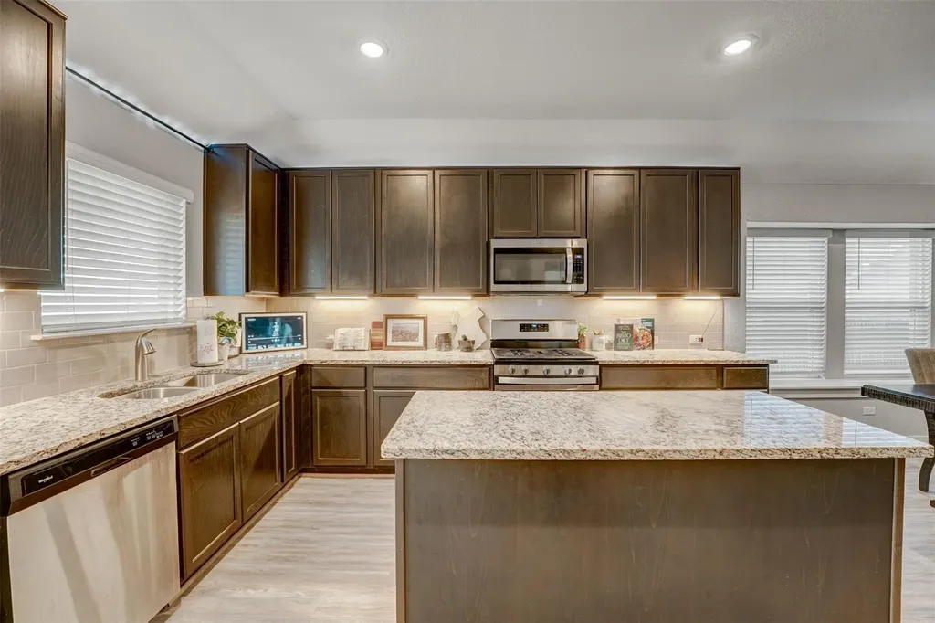 5806 Aviano Road Round Rock TX 78665