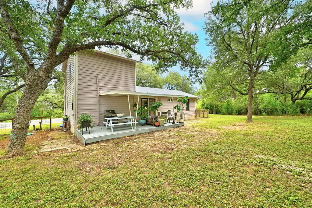 2802 De Soto Drive Austin TX 78733