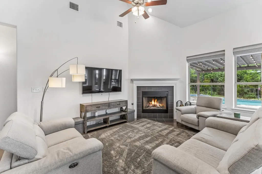 2432 Soprano Way Round Rock TX 78681