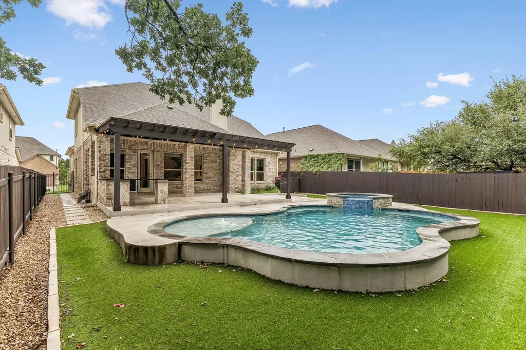 2432 Soprano Way Round Rock TX 78681