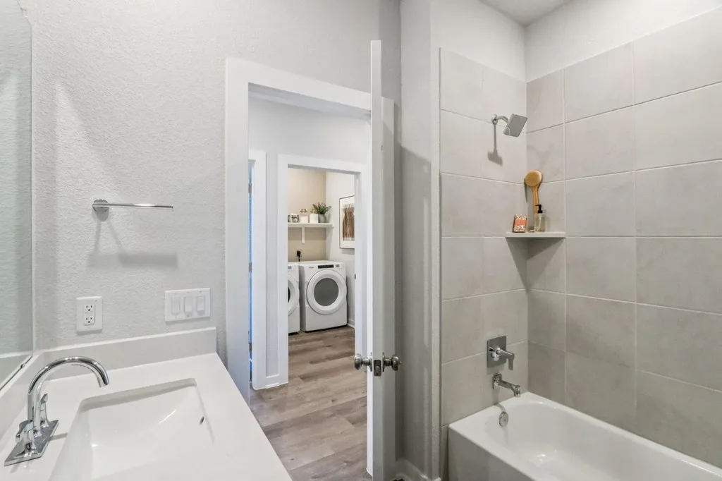10521 Agile Lane Buda TX 78610