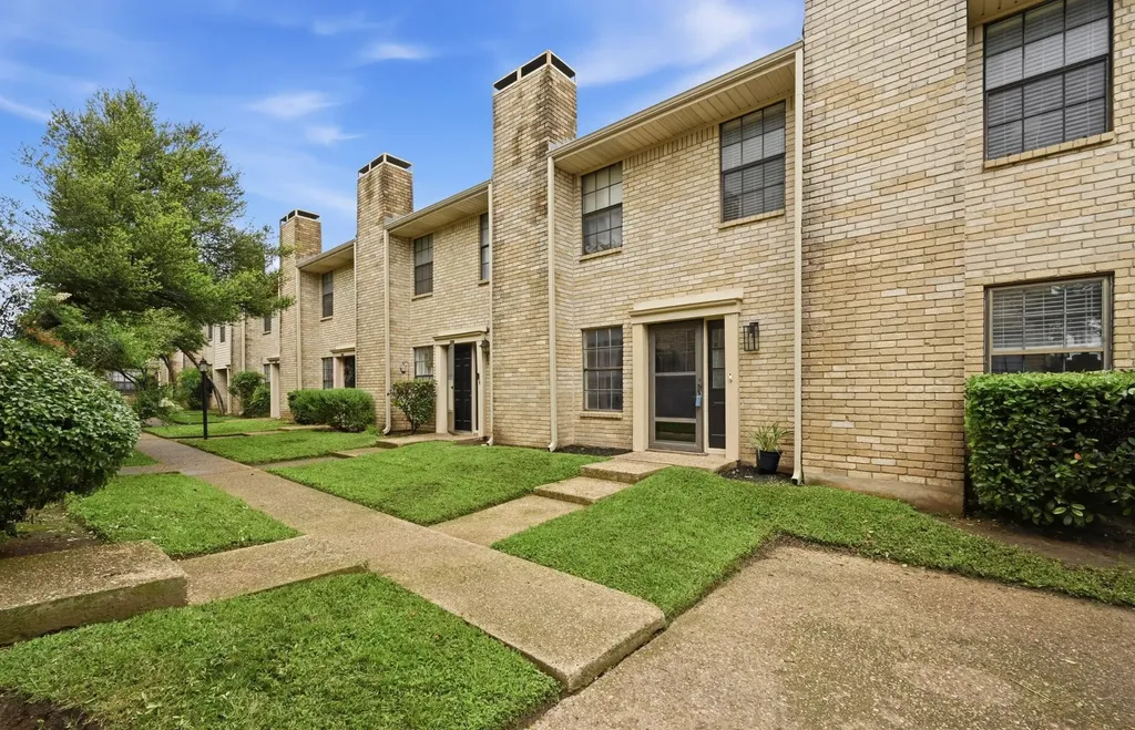 8400 Jamestown Drive Austin TX 78758