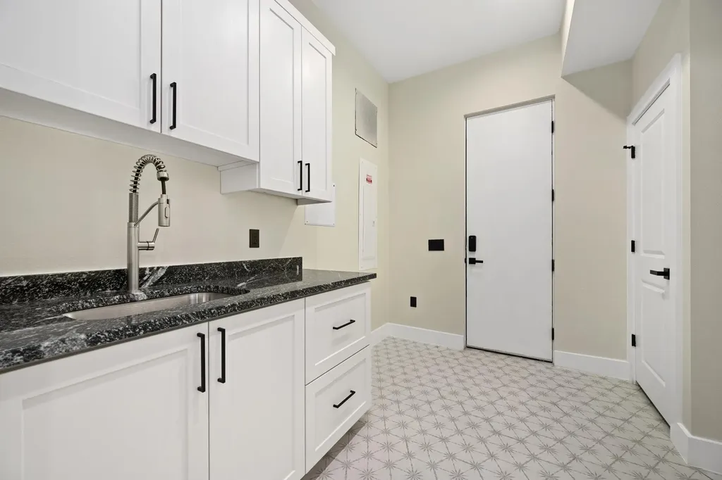 818 Stark Street Austin TX 78756