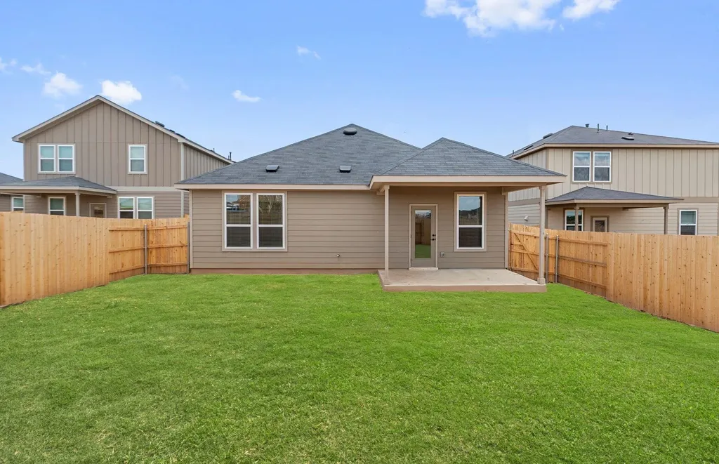 596 Rubber Tree Way Buda TX 78610