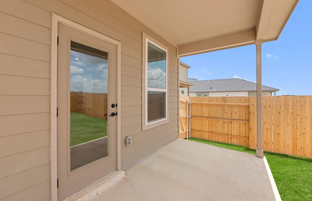596 Rubber Tree Way Buda TX 78610