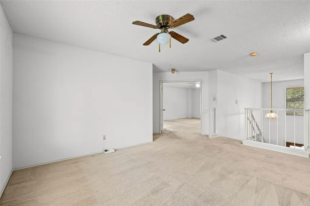 7100 Pine Bluffs Trail Austin TX 78729