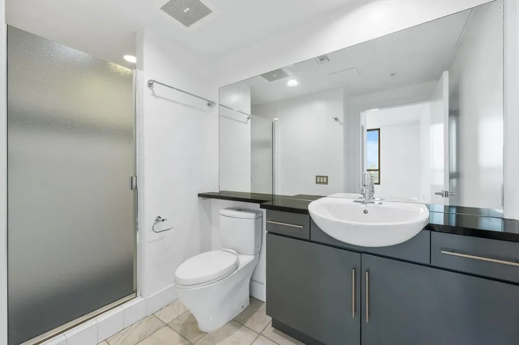 300 Bowie Street Austin TX 78703