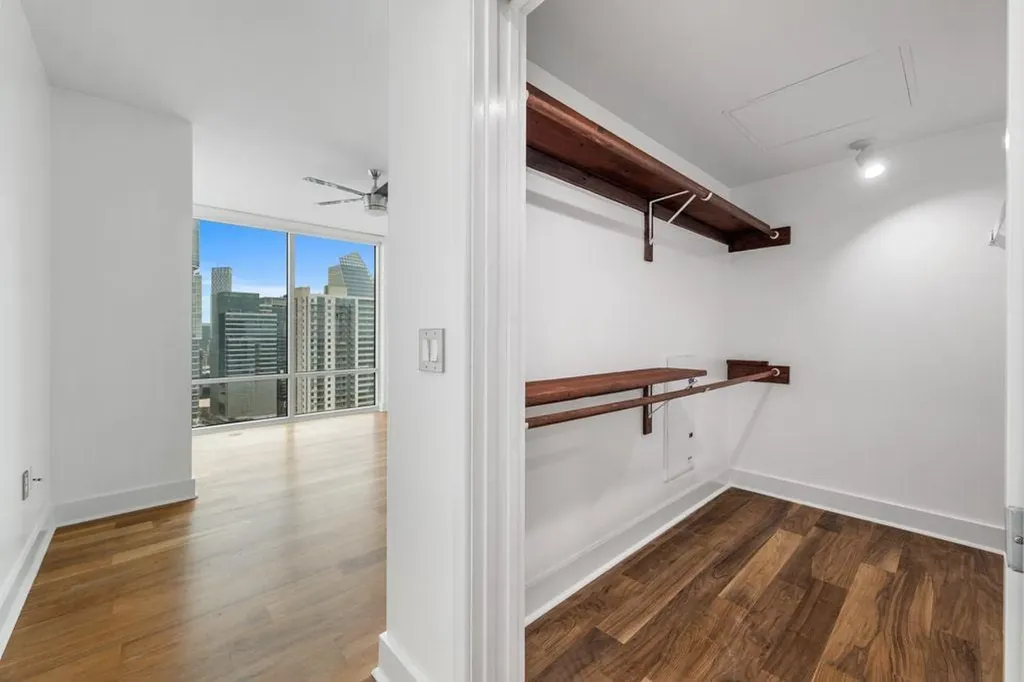 300 Bowie Street Austin TX 78703