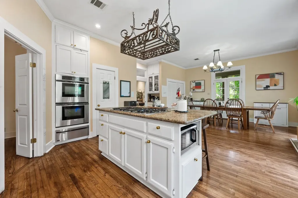 1201 Silver Hill Drive Austin TX 78746