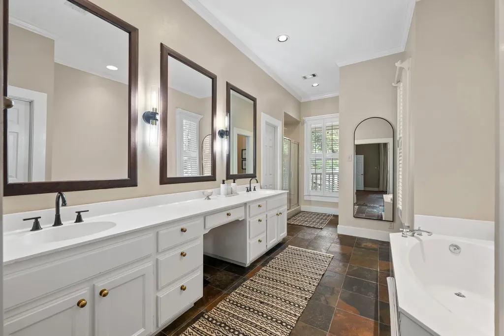 1201 Silver Hill Drive Austin TX 78746