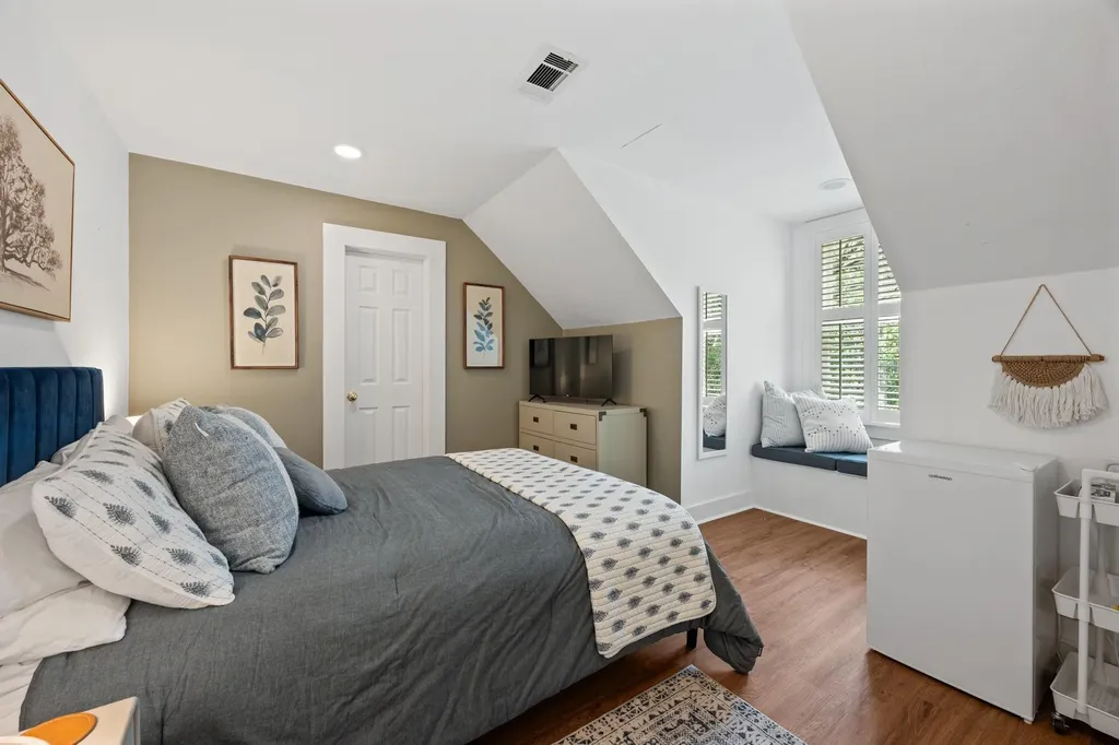 1201 Silver Hill Drive Austin TX 78746