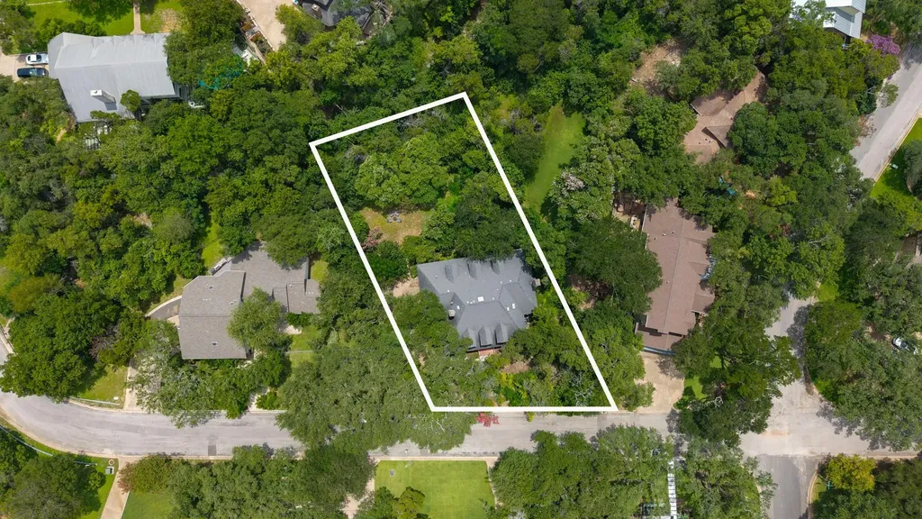 1201 Silver Hill Drive Austin TX 78746