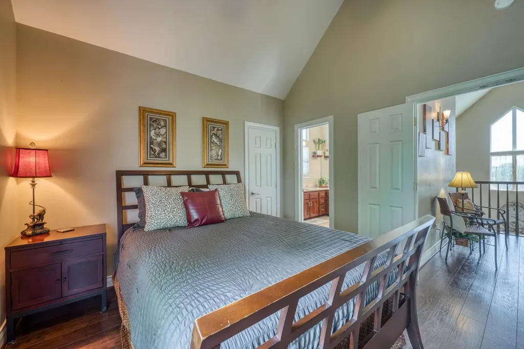 1605 Glencove Drive Kingsland TX 78639