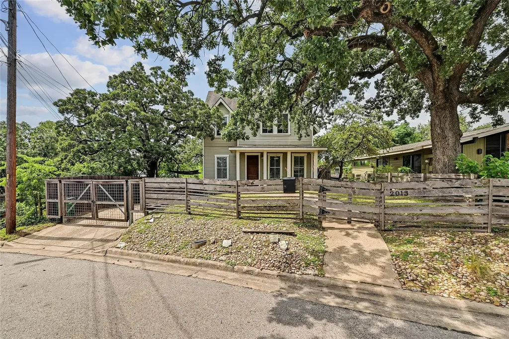 2013 Peoples Street Austin TX 78702