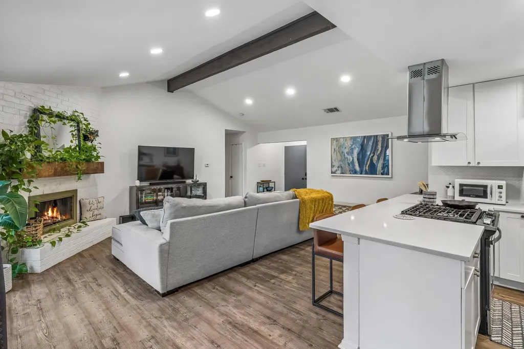 12108 Jill Sue Court Austin TX 78750