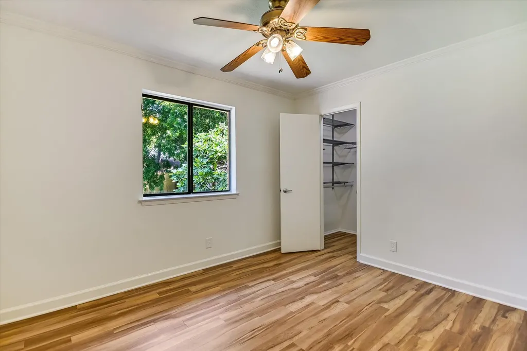 12006 Swallow Drive Austin TX 78750
