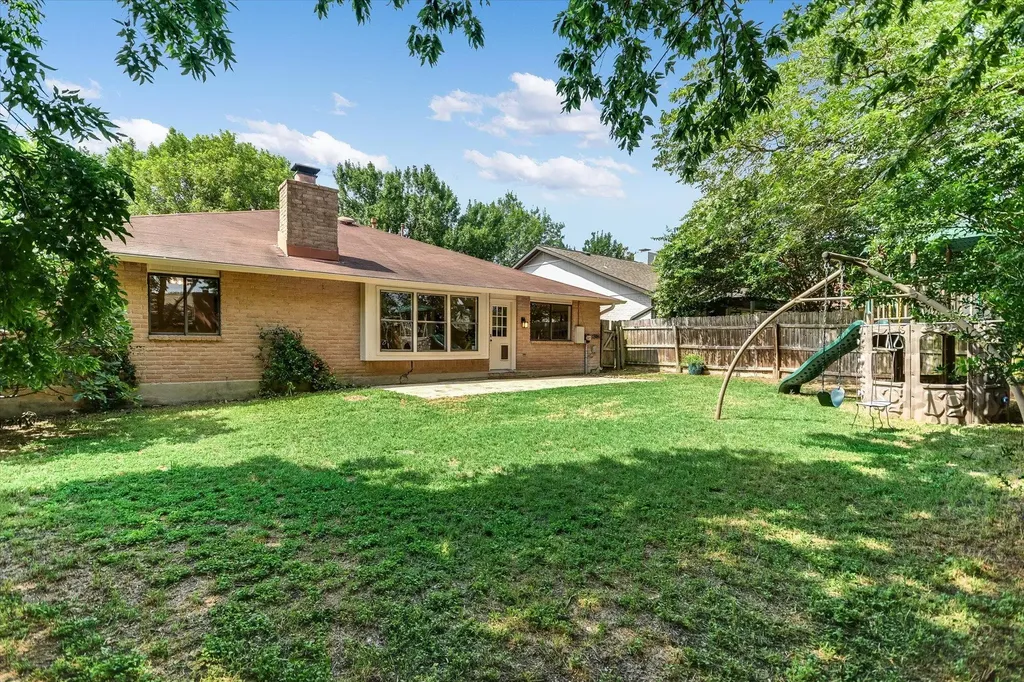 12006 Swallow Drive Austin TX 78750