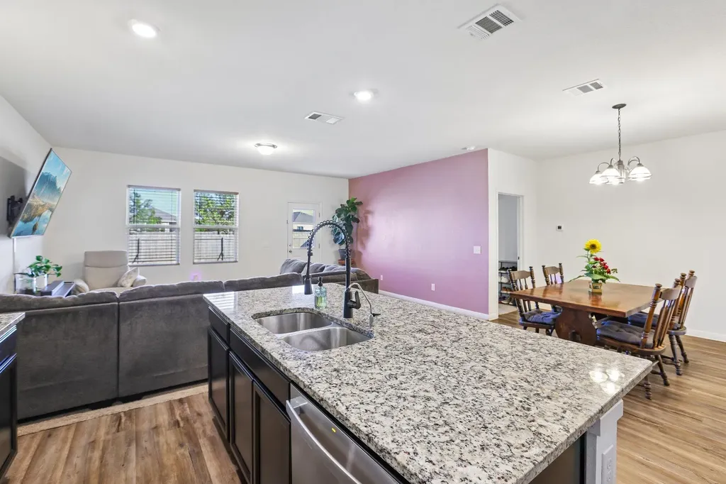 19105 Mike Mansfield Road Manor TX 78653