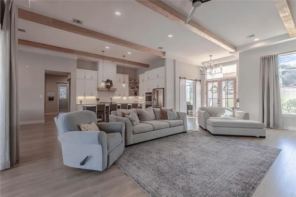 105 Taylor Creek Way Liberty Hill TX 78642