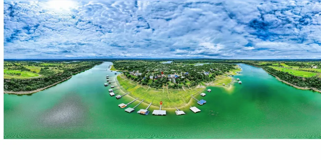 1231 Lake Shore Drive Spicewood TX 78669