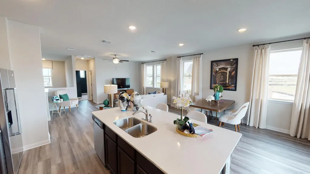8107 Leroi Drive Austin TX 78744