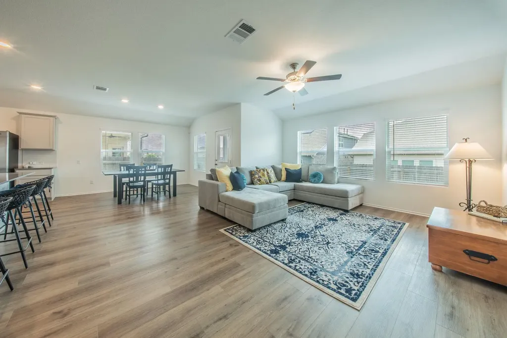 1704 Cobblecrest Lane Leander TX 78641