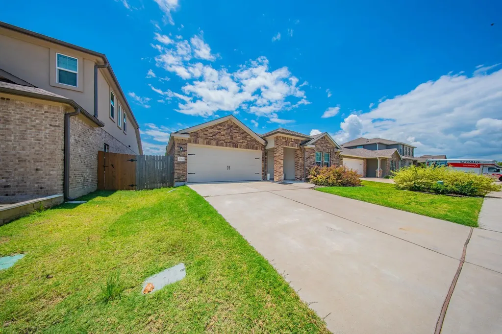 1704 Cobblecrest Lane Leander TX 78641