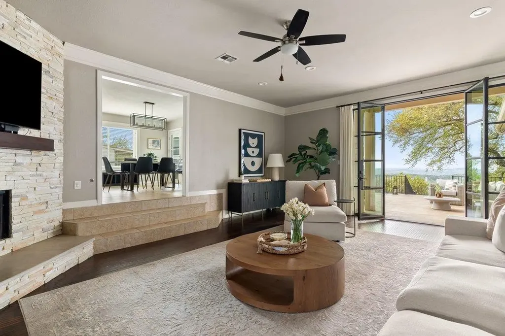 9905 Charthouse Cove Austin TX 78730