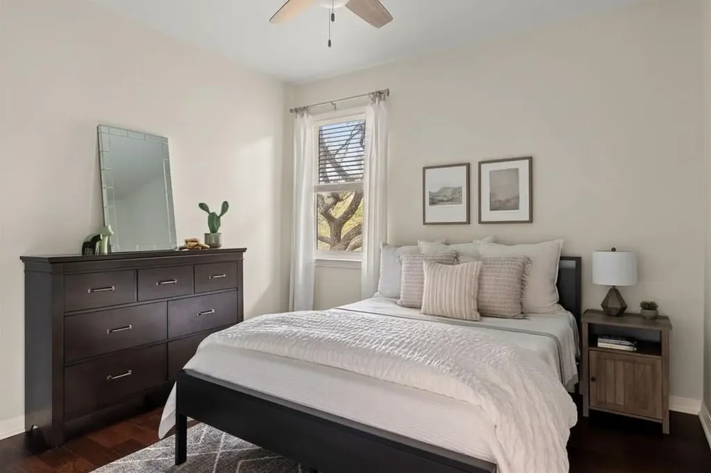 9905 Charthouse Cove Austin TX 78730