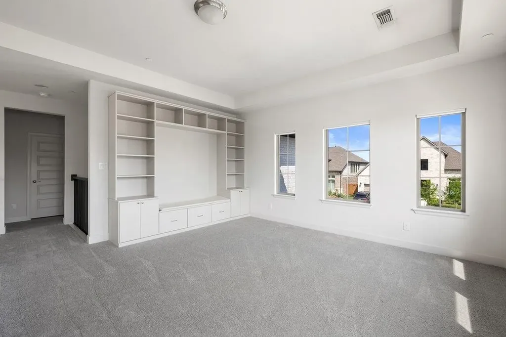 6305 Wavell Place Austin TX 78738