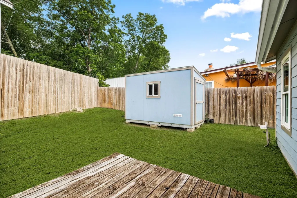 7802 Elderberry Drive Austin TX 78745