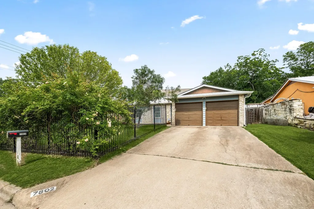 7802 Elderberry Drive Austin TX 78745