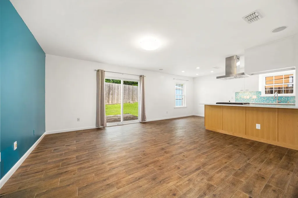 7802 Elderberry Drive Austin TX 78745