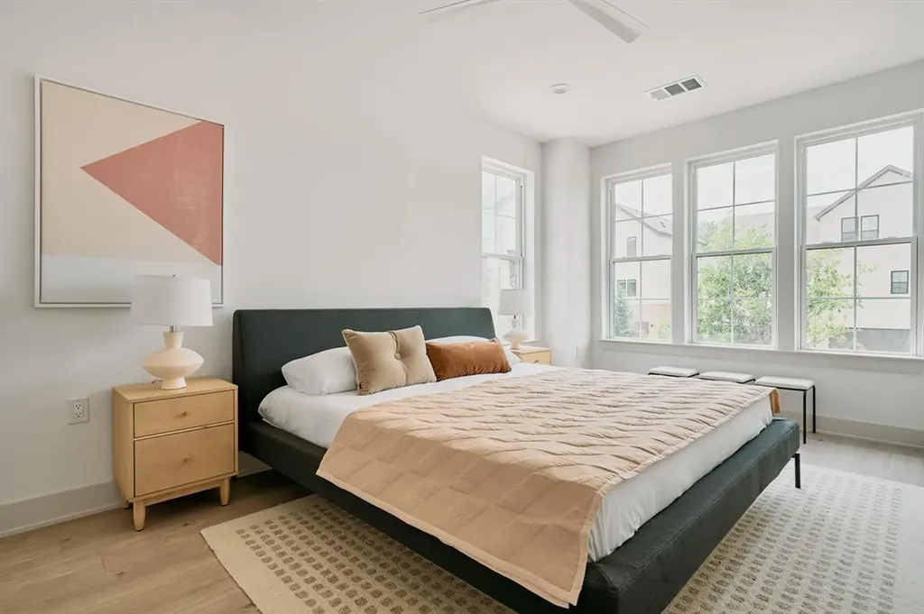 2209 Woodland Avenue Austin TX 78741