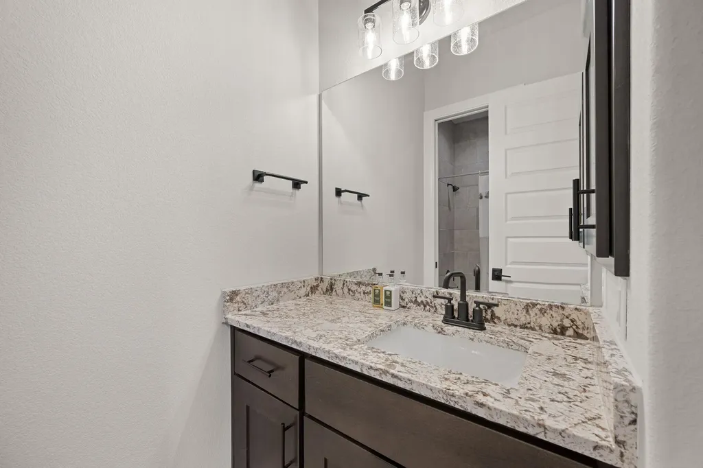 113 Idle Spur Liberty Hill TX 78642