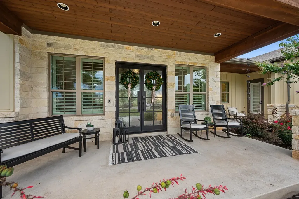 113 Idle Spur Liberty Hill TX 78642