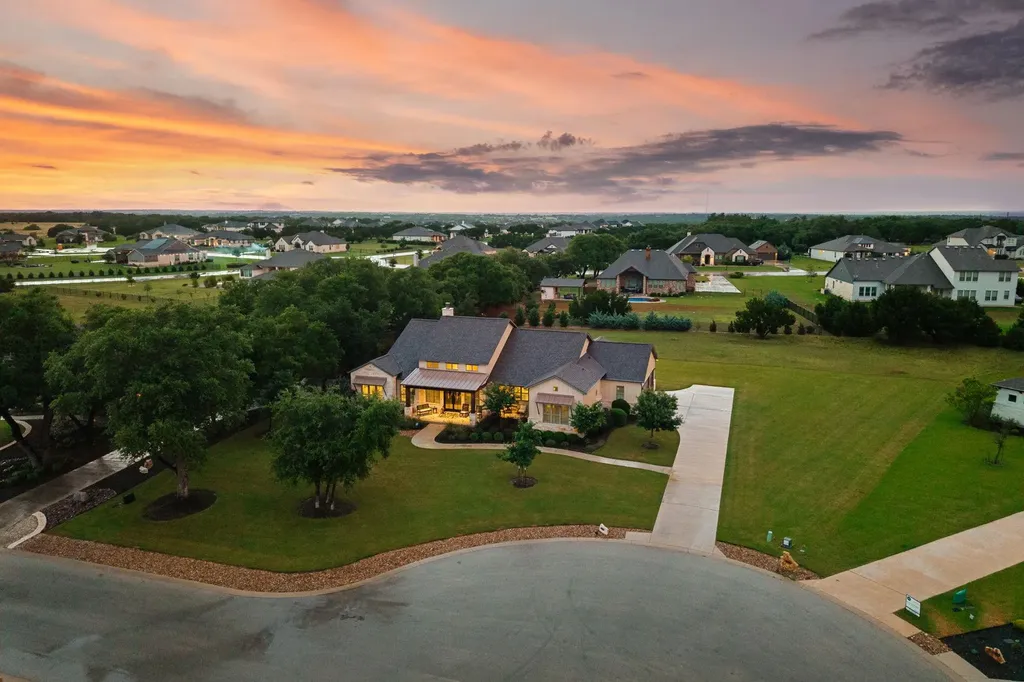 113 Idle Spur Liberty Hill TX 78642