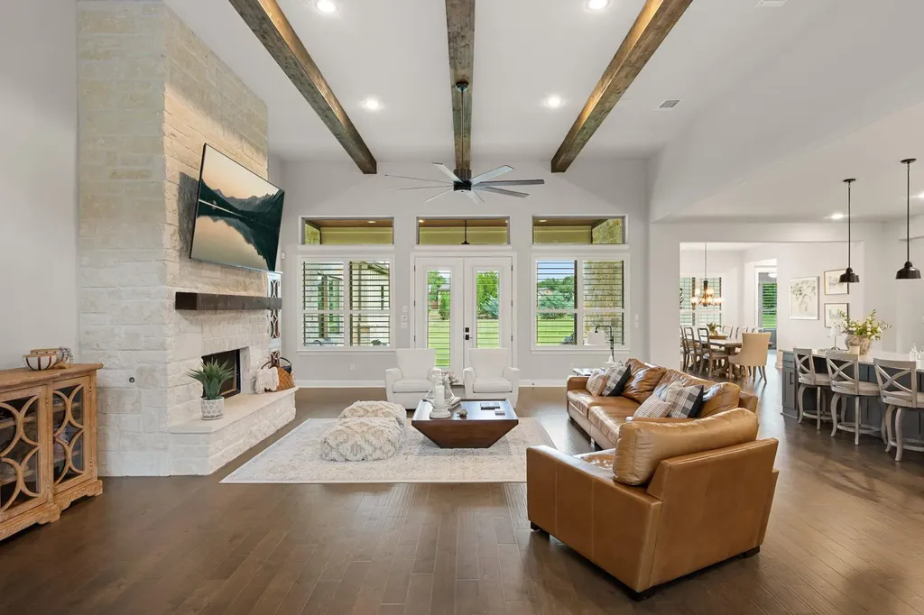 113 Idle Spur Liberty Hill TX 78642