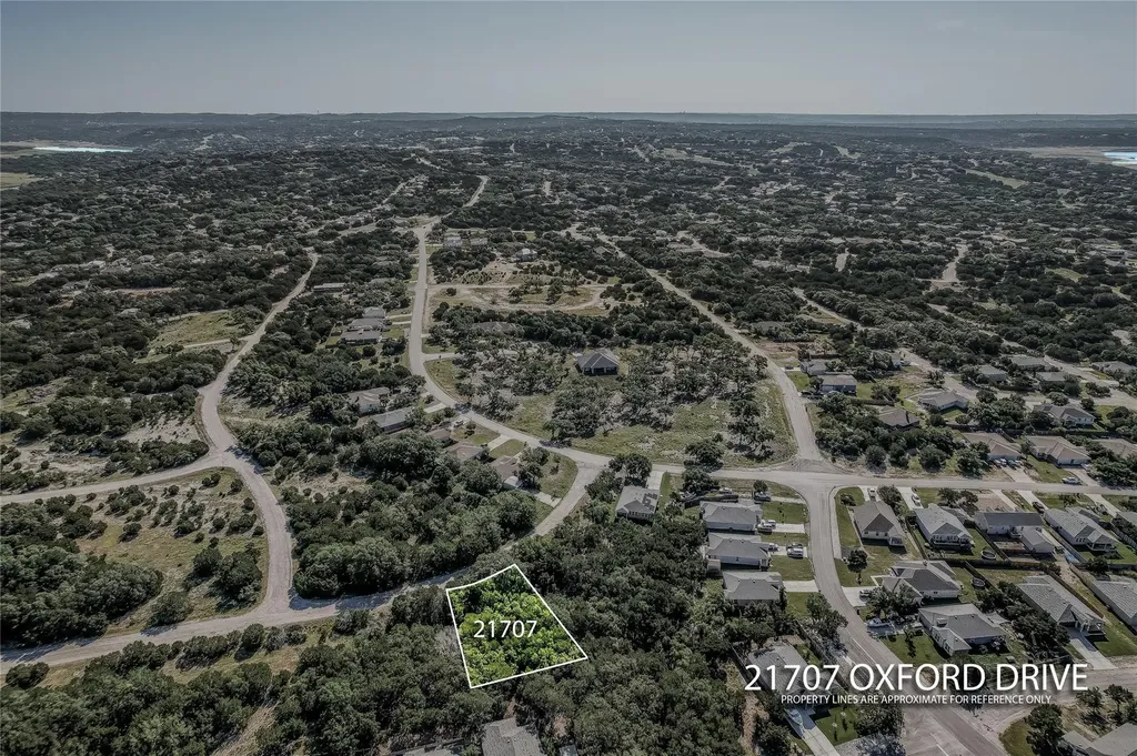 21707 Oxford Drive Lago Vista TX 78645
