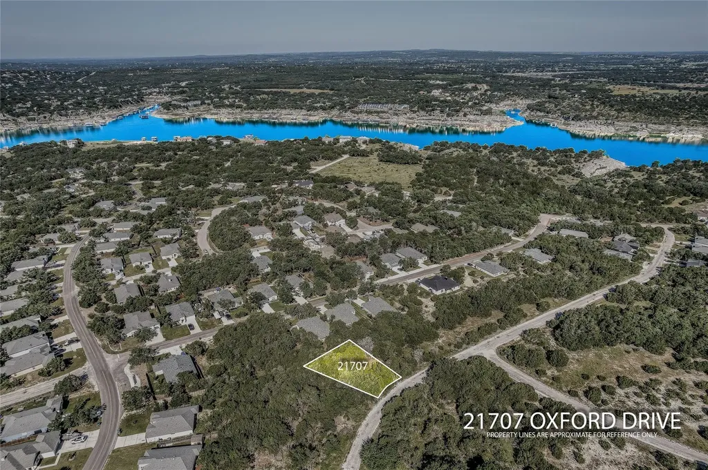 21707 Oxford Drive Lago Vista TX 78645