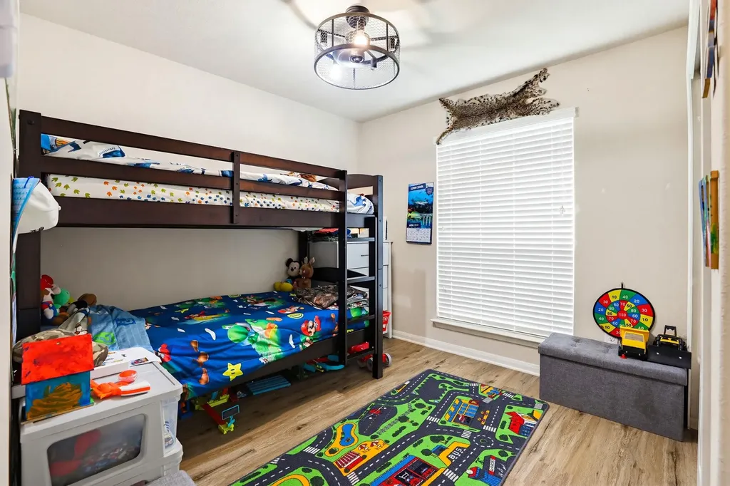 138 Talon Drive Luling TX 78648
