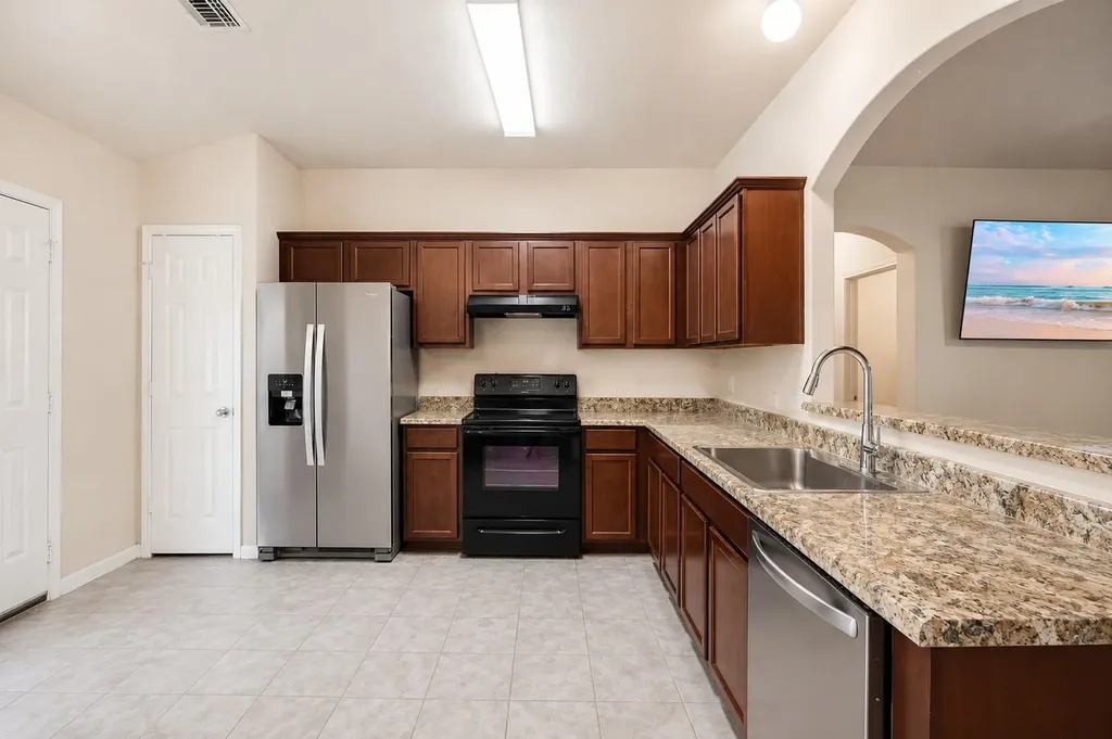 138 Talon Drive Luling TX 78648