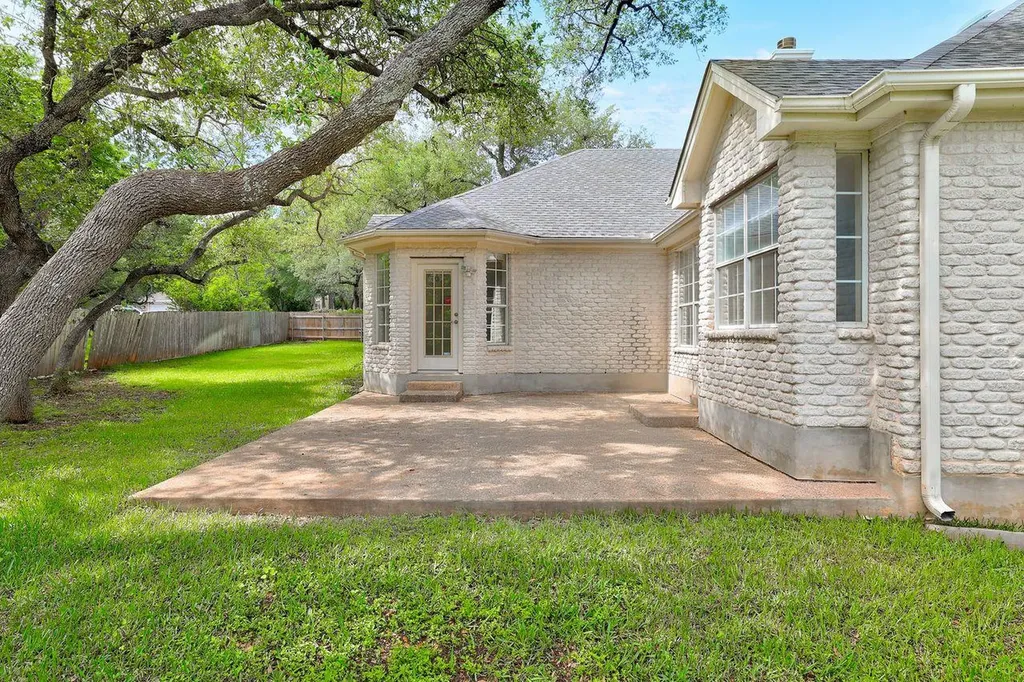 301 Rim Rock Drive Georgetown TX 78628