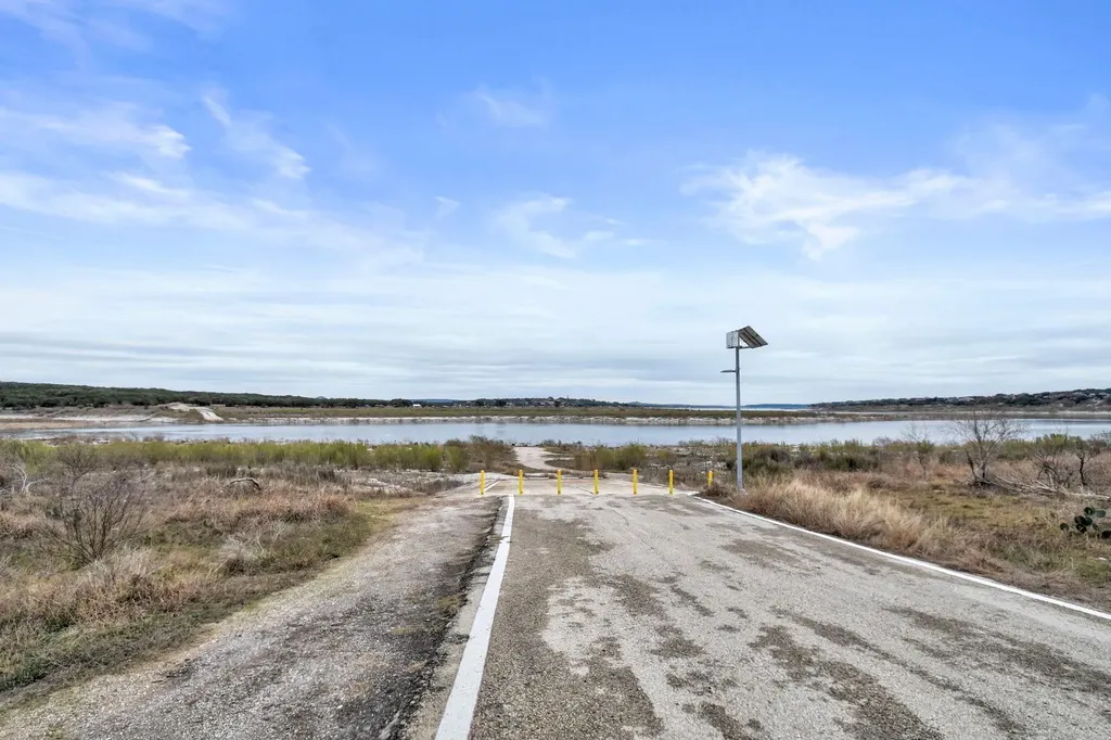 2591 Lakeshore Drive Canyon Lake TX 78133