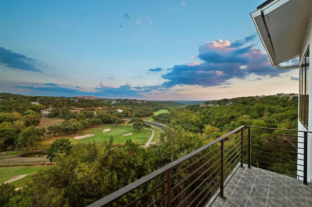 5717 Lost Horizon Drive Austin TX 78759