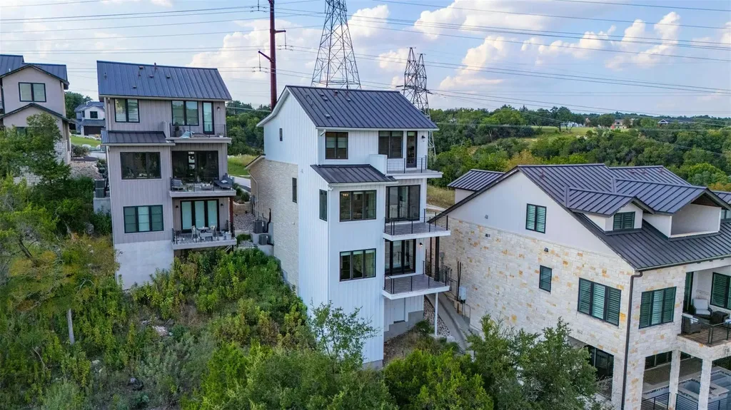 5717 Lost Horizon Drive Austin TX 78759