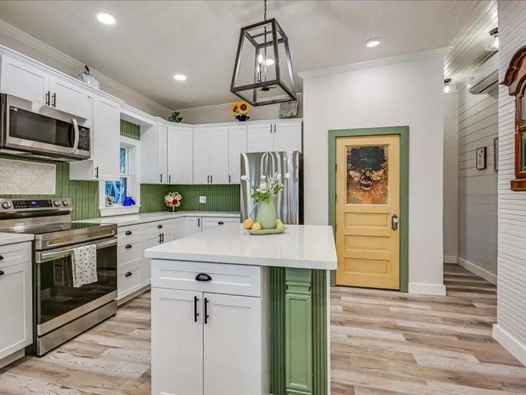 14036 Timberline Trail Austin TX 78737