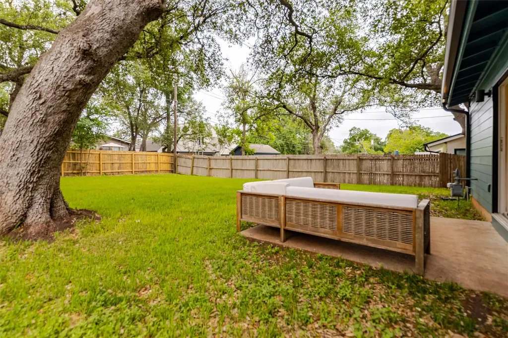 4907 Sylvandale Drive Austin TX 78745