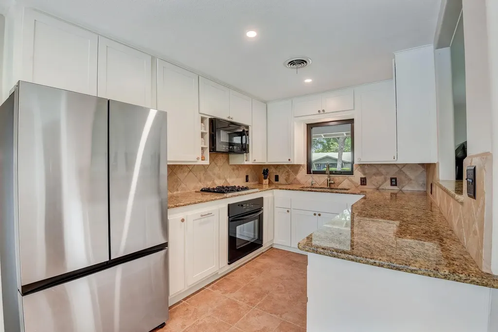 4907 Sylvandale Drive Austin TX 78745