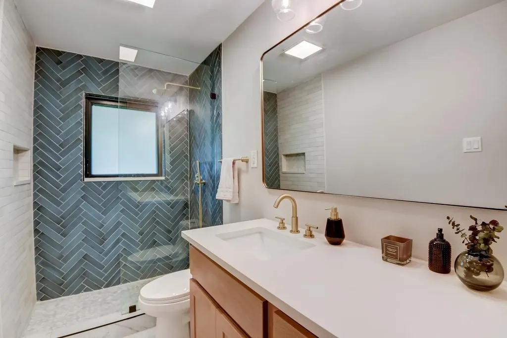 4907 Sylvandale Drive Austin TX 78745